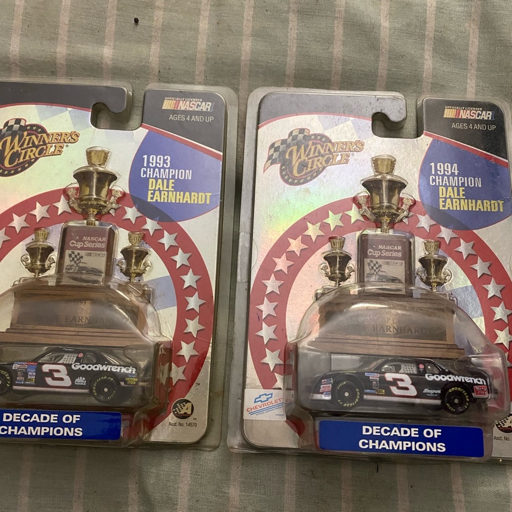 NASCAR - Picture 2 of 2